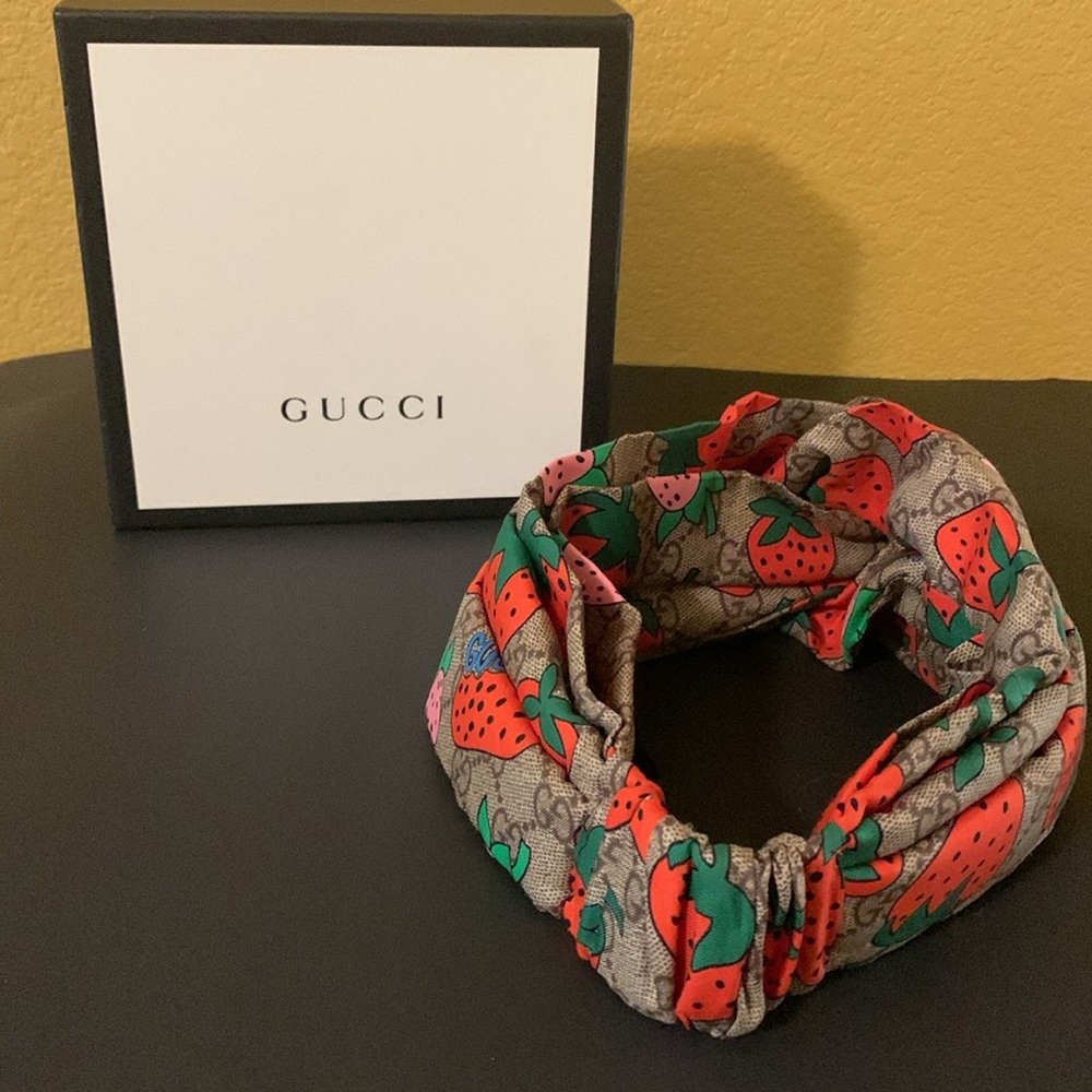 Gucci - Picture 3 of 7